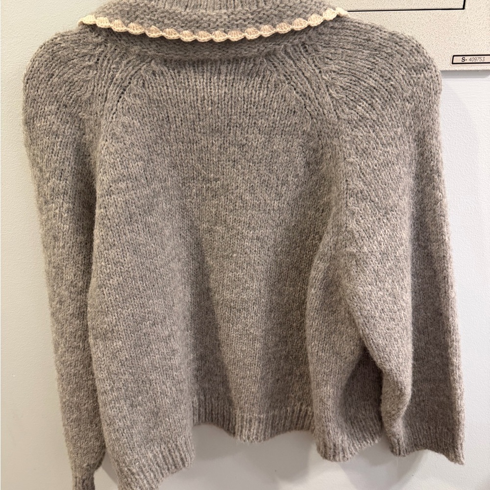 THE GREAT. Heather Gray Sweater with Cream Collar - Picture 3 of 5